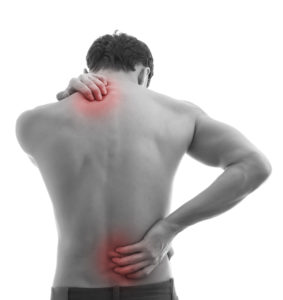 Hombre dolor espalda - 29470414_xxl